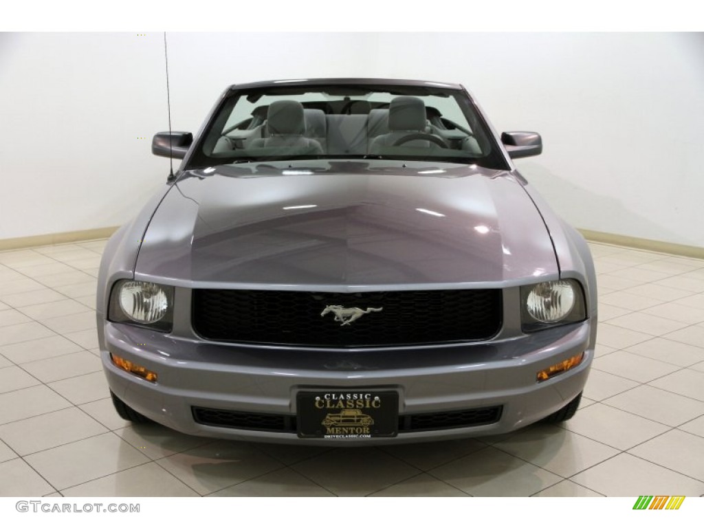 2007 Mustang V6 Deluxe Convertible - Tungsten Grey Metallic / Light Graphite photo #3