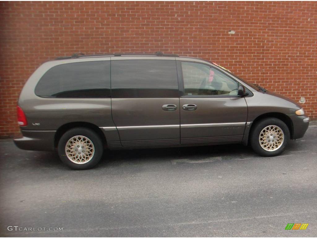 1998 Town & Country LXi - Taupe Metallic / Camel photo #6