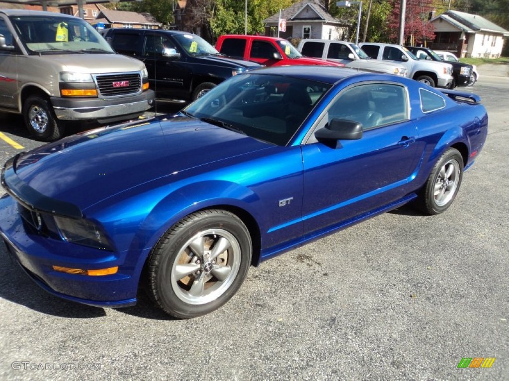 2005 Mustang GT Premium Coupe - Sonic Blue Metallic / Dark Charcoal photo #1