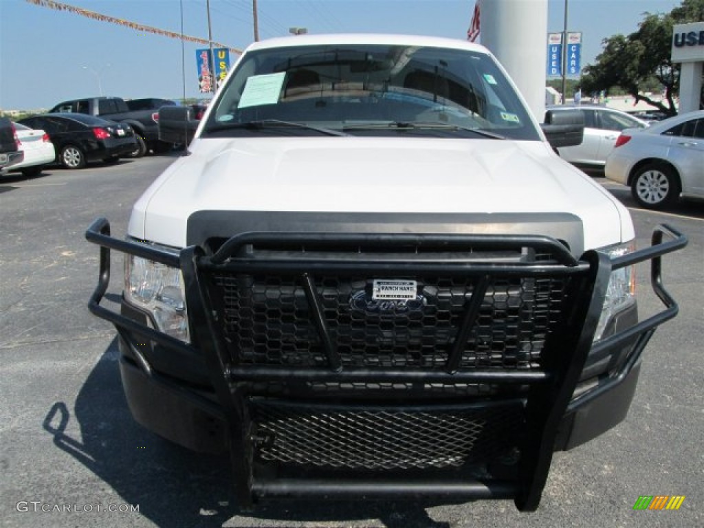 2010 F150 XL SuperCab - Oxford White / Medium Stone photo #2