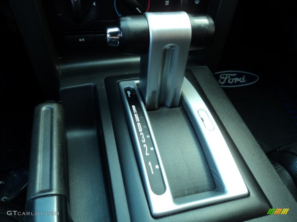 2005 Mustang GT Premium Coupe - Sonic Blue Metallic / Dark Charcoal photo #15
