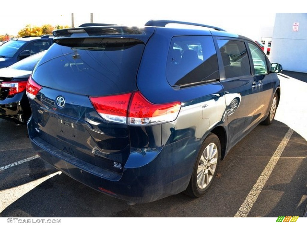 2012 Sienna XLE AWD - South Pacific Pearl / Bisque photo #2