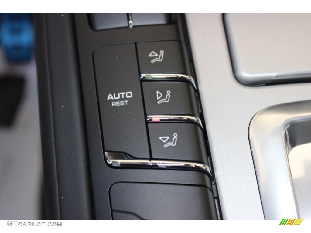 2014 Porsche Cayenne GTS Controls Photo #87487466