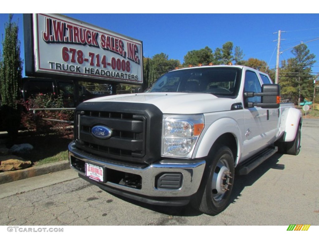 2011 F350 Super Duty XLT Crew Cab Dually - Oxford White / Steel photo #1