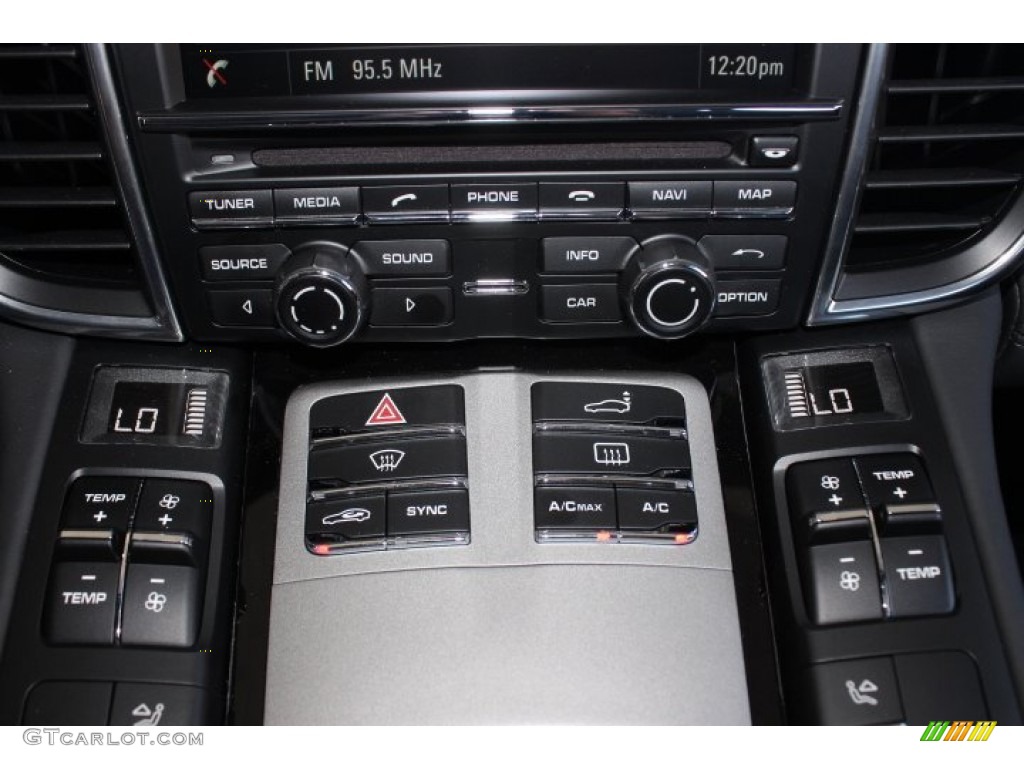 2014 Porsche Panamera 4S Executive Controls Photo #87488012