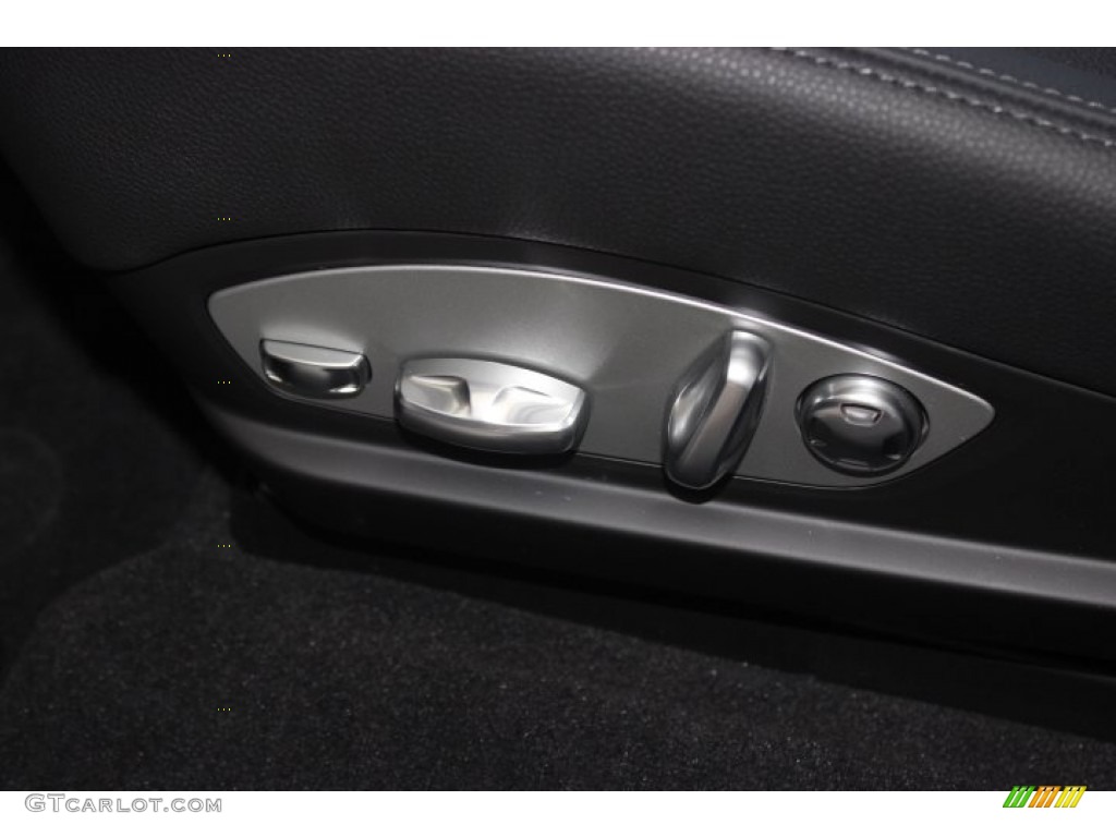 2014 Porsche Panamera Standard Panamera Model Controls Photo #87488551