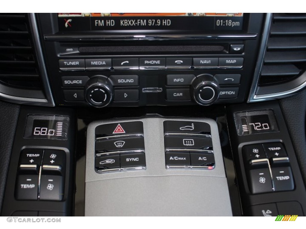 2014 Porsche Panamera Standard Panamera Model Controls Photo #87488651