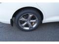Blizzard White Pearl - Venza XLE Photo No. 9