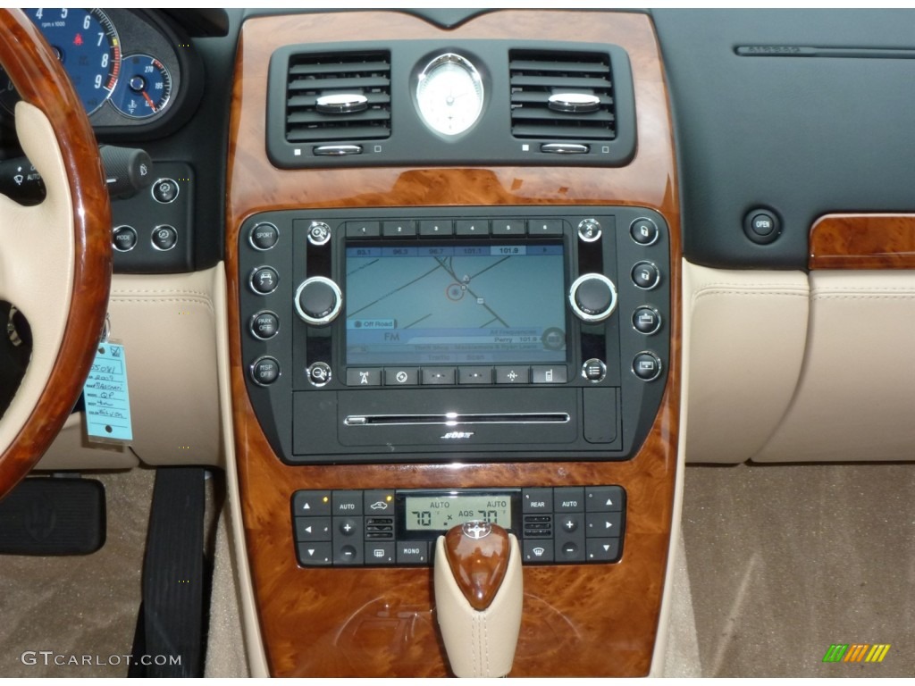 2009 Maserati Quattroporte Standard Quattroporte Model Controls Photo #87492080