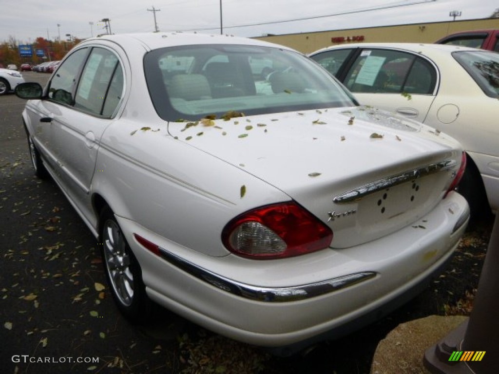 2003 X-Type 2.5 - White Onyx / Ivory photo #2