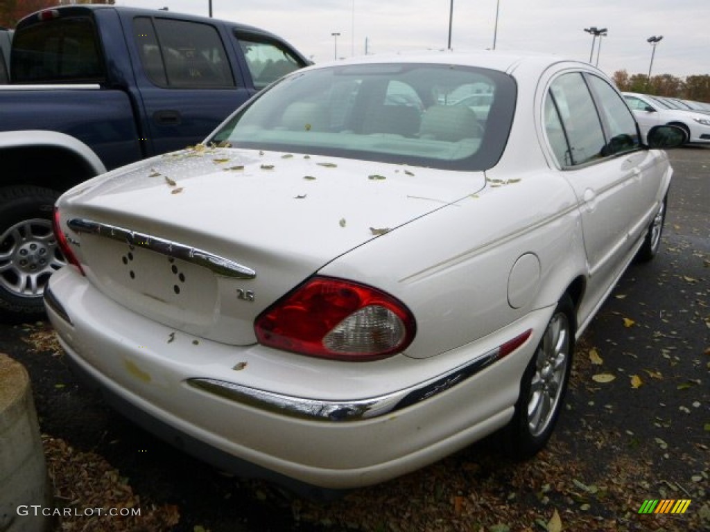 2003 X-Type 2.5 - White Onyx / Ivory photo #3