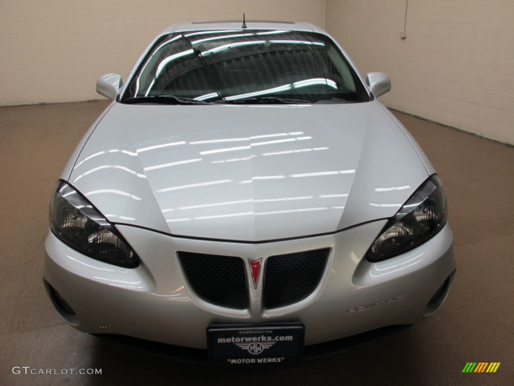 2004 Grand Prix GTP Sedan - Galaxy Silver Metallic / Dark Pewter photo #2