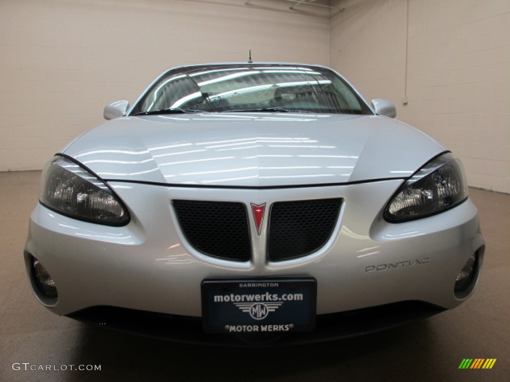 2004 Grand Prix GTP Sedan - Galaxy Silver Metallic / Dark Pewter photo #3