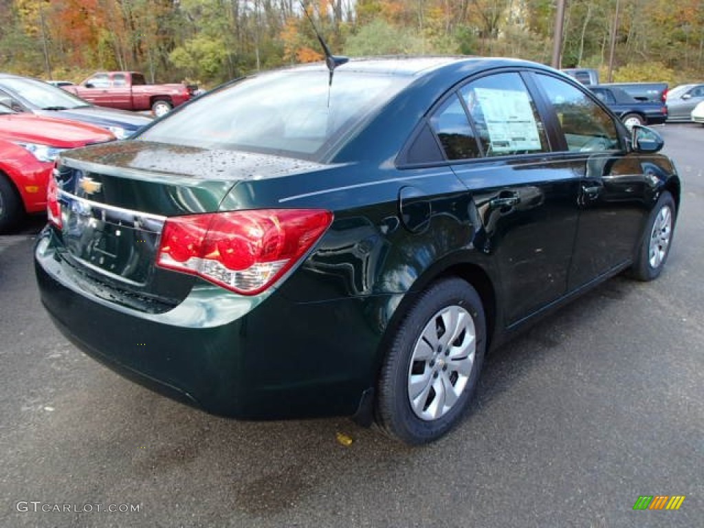 2014 Cruze LS - Rainforest Green Metallic / Jet Black/Medium Titanium photo #5