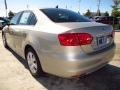 Moonrock Silver Metallic - Jetta SE Sedan Photo No. 4