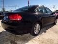 Black - Passat 2.5L S Photo No. 6