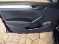Black - Passat 2.5L S Photo No. 9