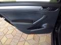 Black - Passat 2.5L S Photo No. 11