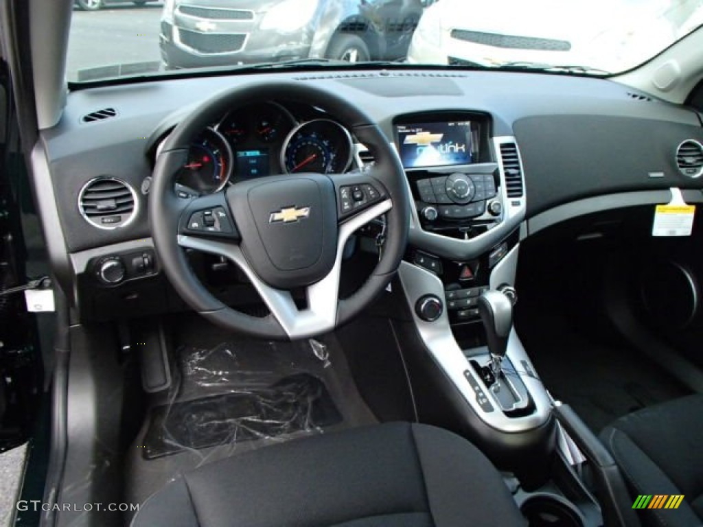 2014 Cruze LT - Rainforest Green Metallic / Jet Black photo #14