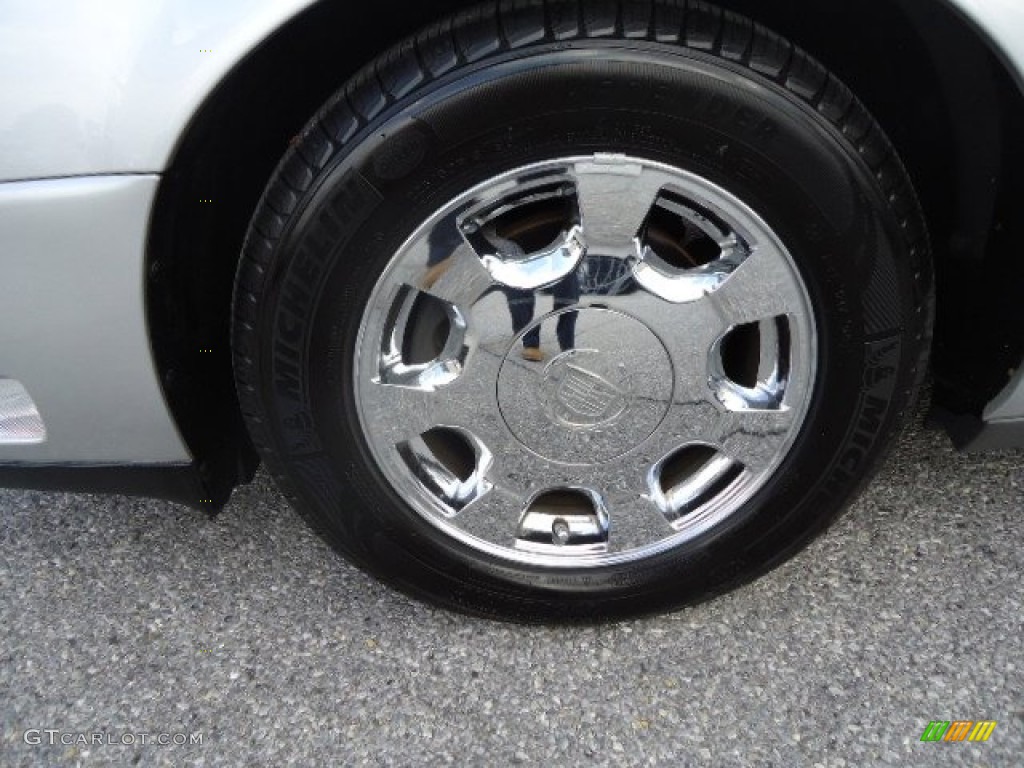 2002 Cadillac DeVille Sedan Wheel Photos