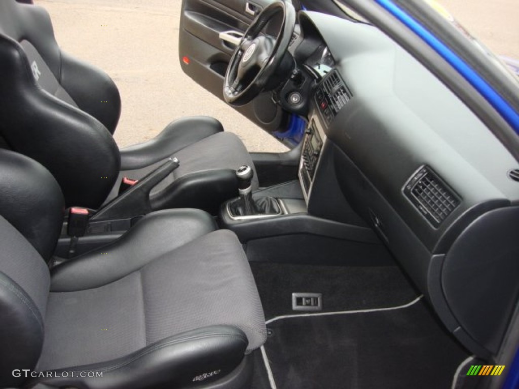 2004 R32  - Deep Blue Metallic / Black Leather photo #13