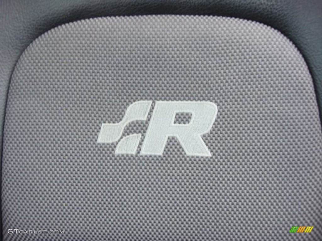 2004 R32  - Deep Blue Metallic / Black Leather photo #16