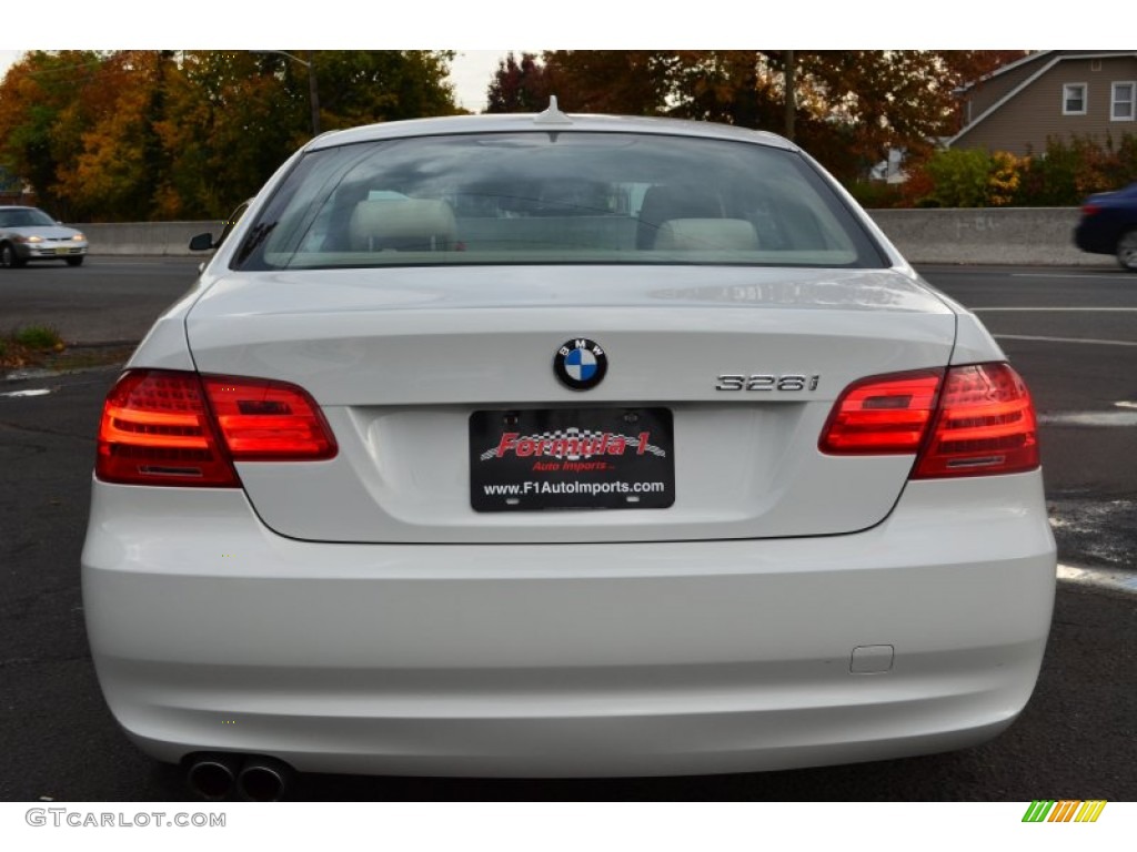 2011 3 Series 328i xDrive Coupe - Alpine White / Cream Beige photo #6