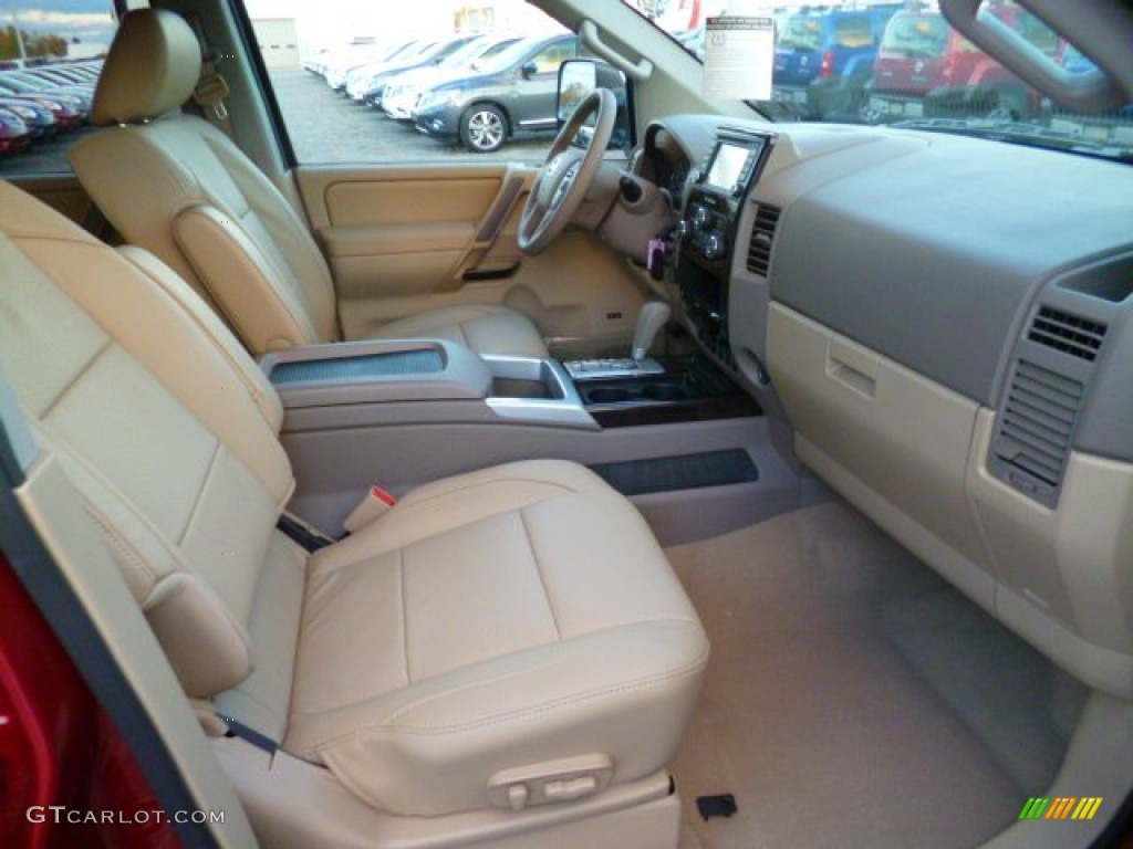 Almond Interior 2014 Nissan Titan SL Crew Cab 4x4 Photo #87513550