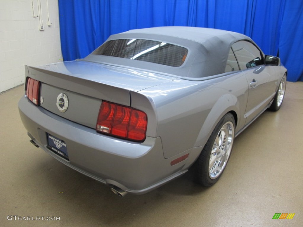 2006 Mustang GT Premium Convertible - Satin Silver Metallic / Dark Charcoal photo #9