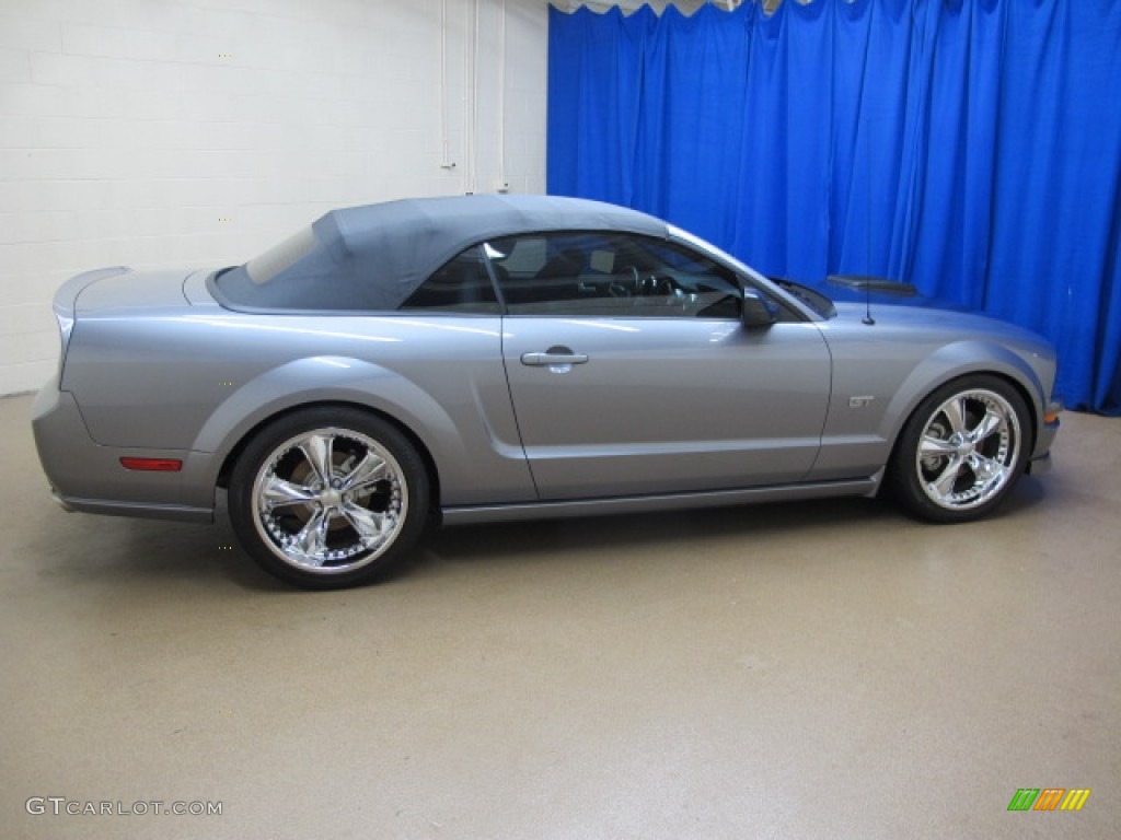 2006 Mustang GT Premium Convertible - Satin Silver Metallic / Dark Charcoal photo #10