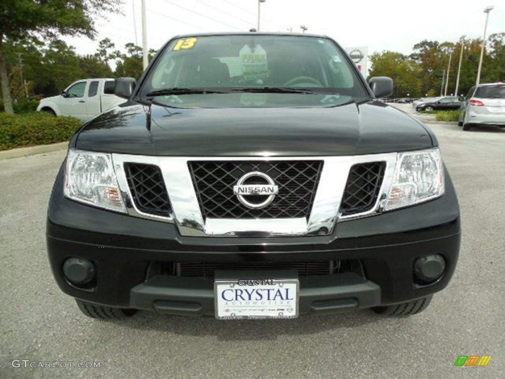 2013 Frontier SV V6 Crew Cab - Super Black / Steel photo #13