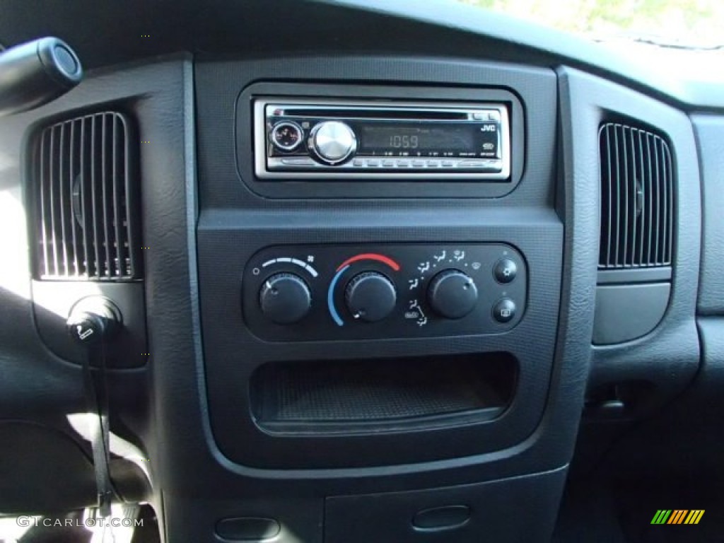 2003 Ram 1500 SLT Quad Cab 4x4 - Dark Garnet Red Pearl / Dark Slate Gray photo #17