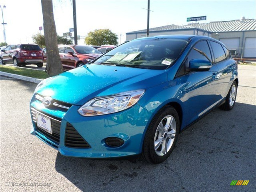 2014 Focus SE Hatchback - Blue Candy / Charcoal Black photo #1