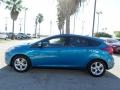 Blue Candy - Focus SE Hatchback Photo No. 2