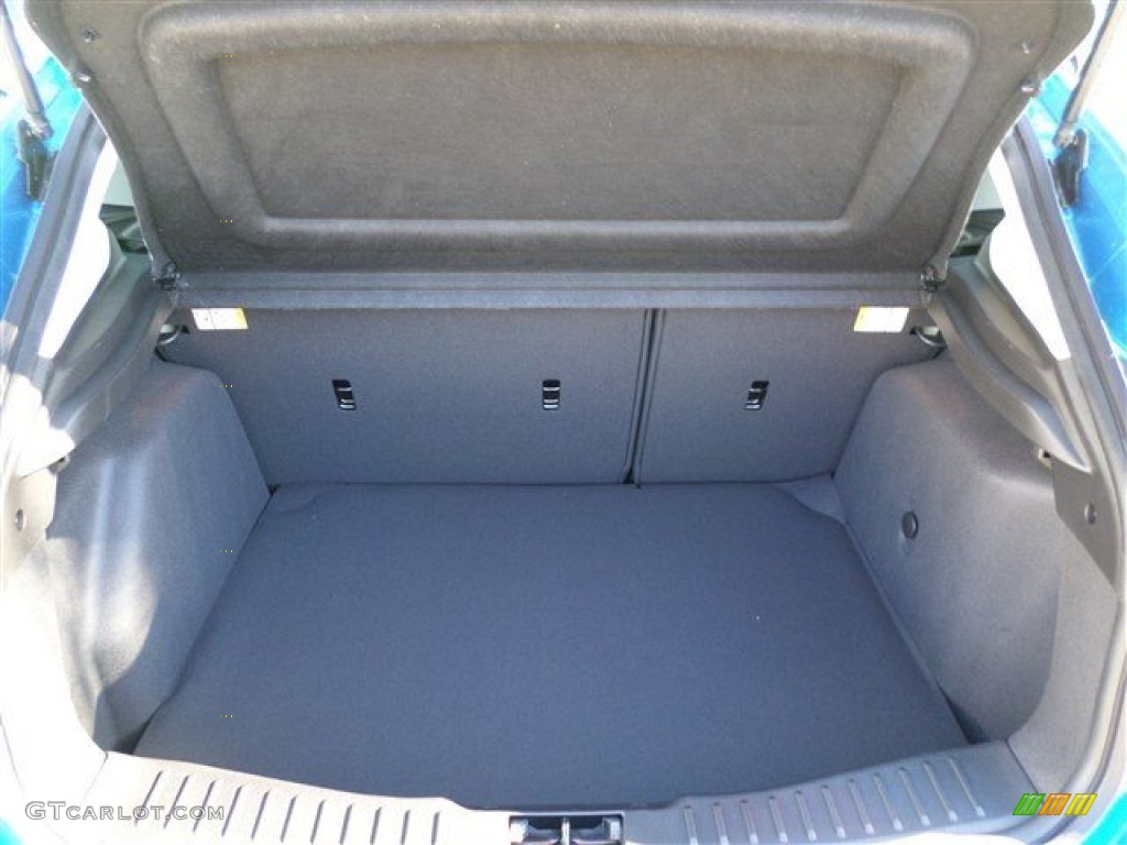 2014 Focus SE Hatchback - Blue Candy / Charcoal Black photo #13