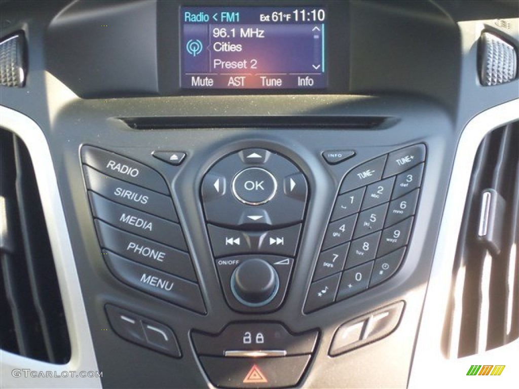 2014 Focus SE Hatchback - Blue Candy / Charcoal Black photo #20