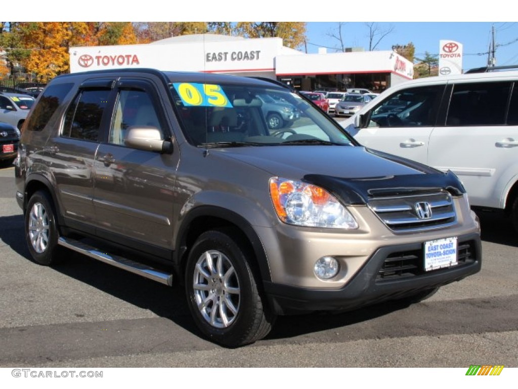 Sahara Sand Metallic Honda CR-V