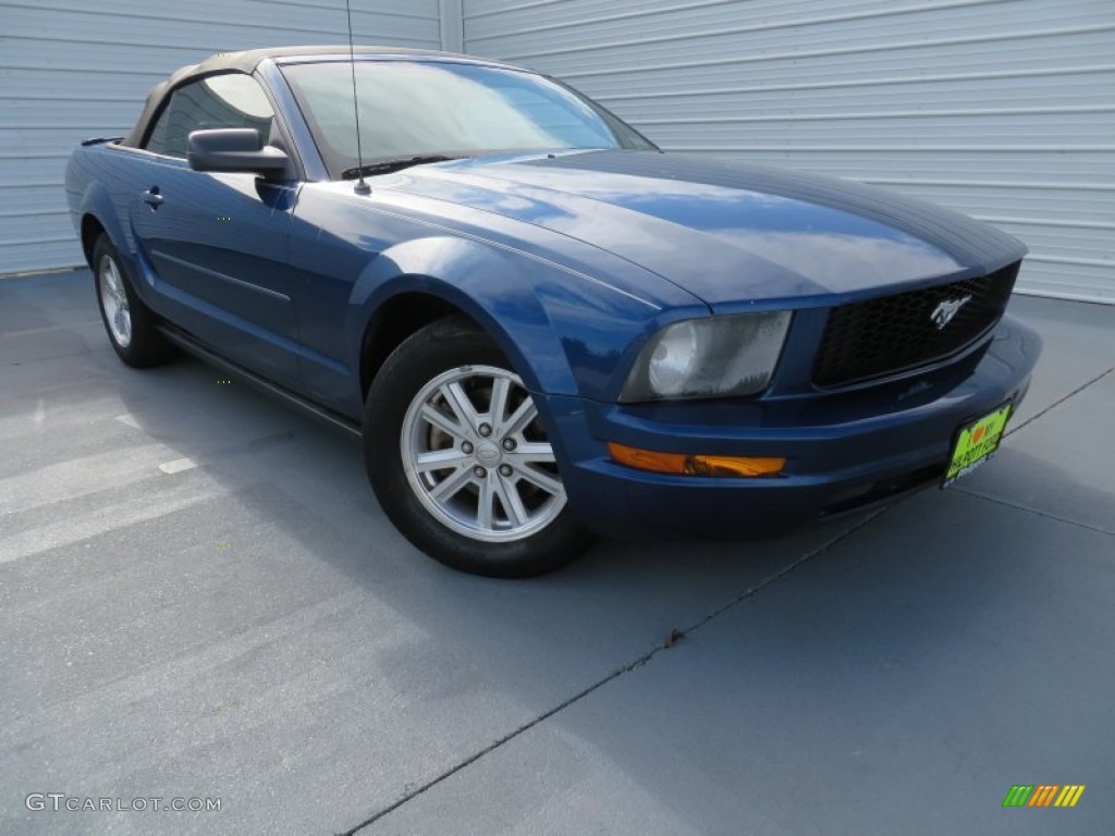 2007 Mustang V6 Premium Convertible - Vista Blue Metallic / Dark Charcoal photo #2