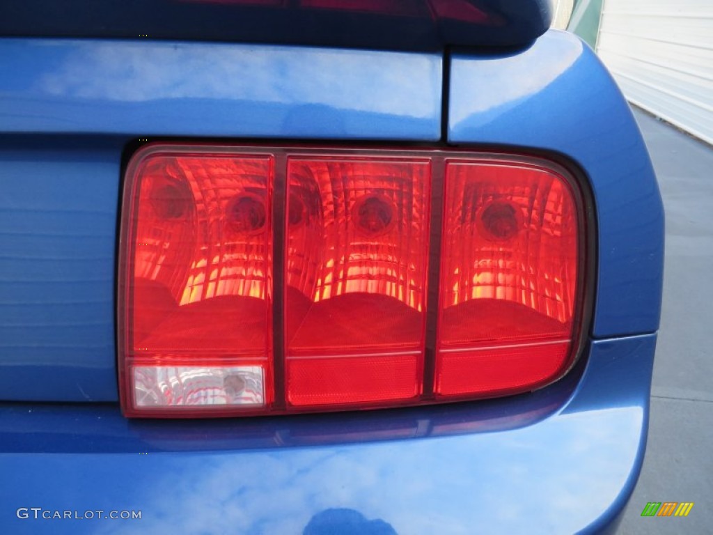 2007 Mustang V6 Premium Convertible - Vista Blue Metallic / Dark Charcoal photo #18