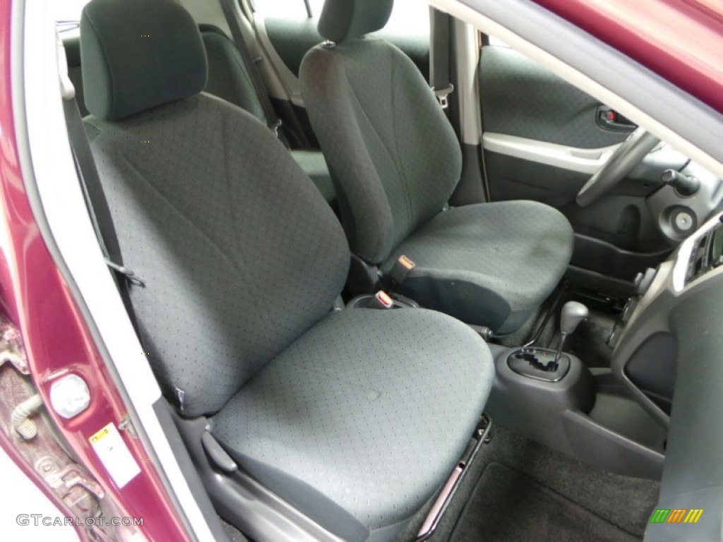 2009 Yaris 5 Door Liftback - Carmine Red Metallic / Dark Charcoal photo #8