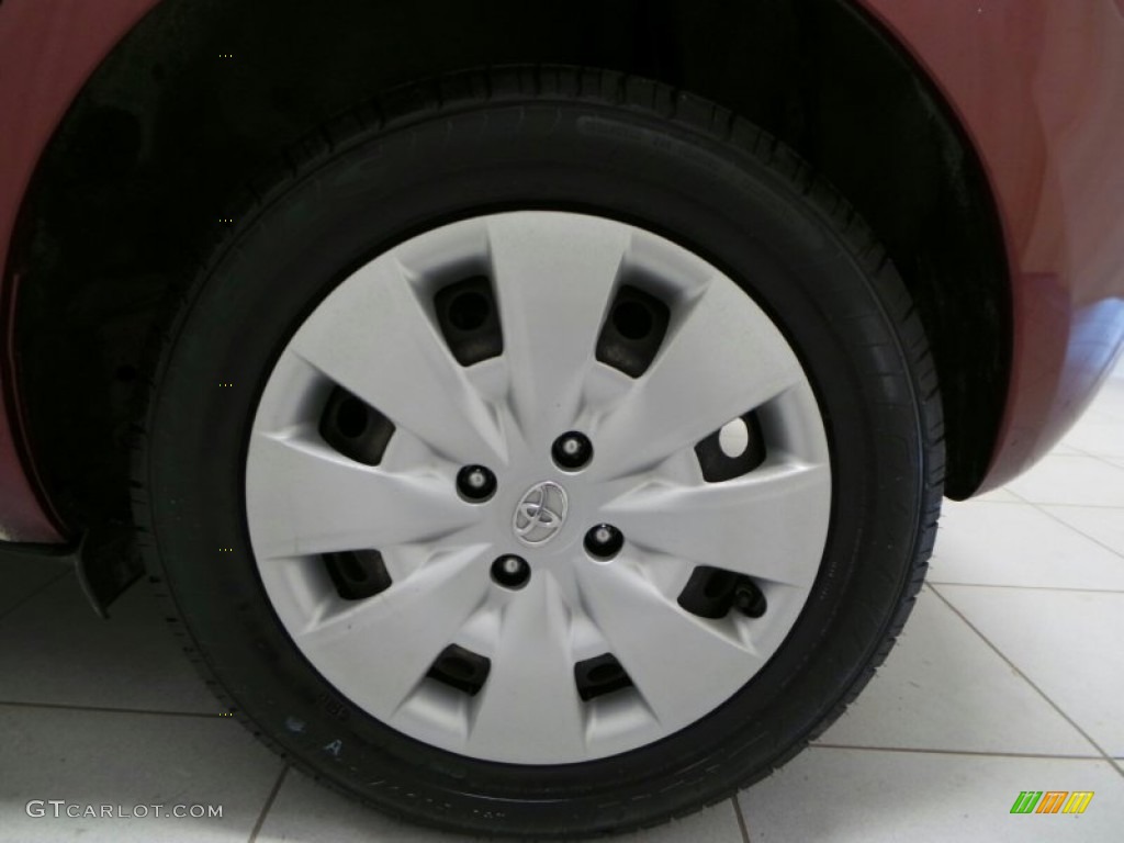 2009 Yaris 5 Door Liftback - Carmine Red Metallic / Dark Charcoal photo #19