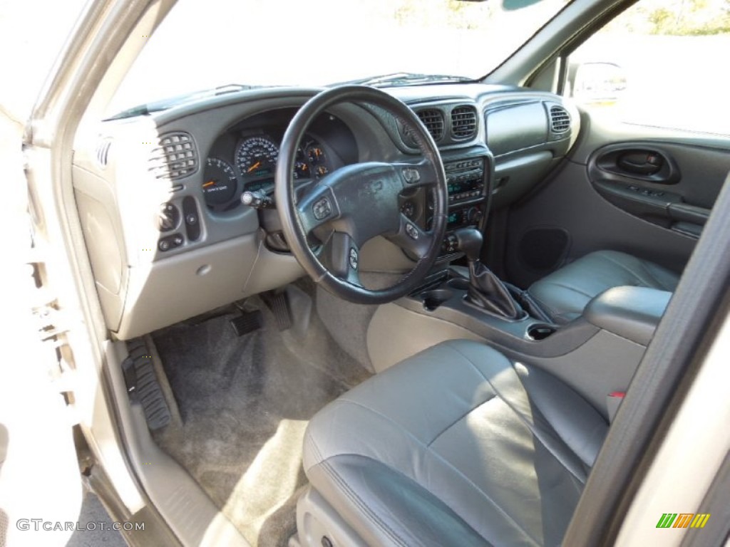 2002 TrailBlazer LS 4x4 - Light Pewter Metallic / Medium Oak photo #25