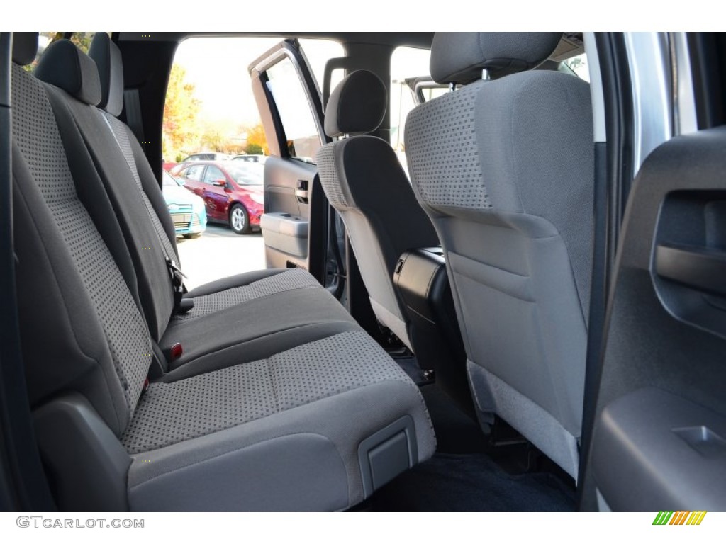 2013 Tundra Double Cab 4x4 - Silver Sky Metallic / Graphite photo #14