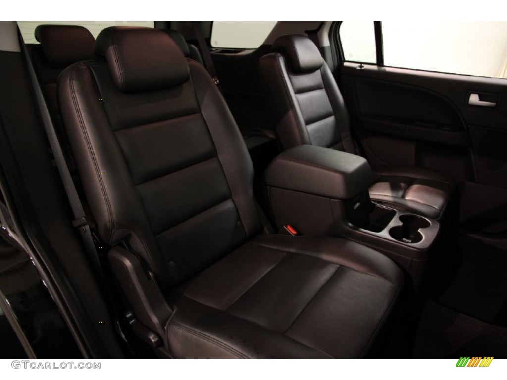 2006 Freestyle Limited AWD - Black / Black photo #13