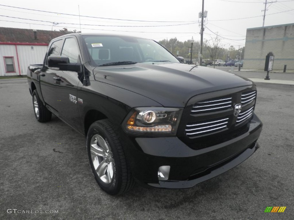 2014 1500 Sport Crew Cab 4x4 - Black / Black photo #1