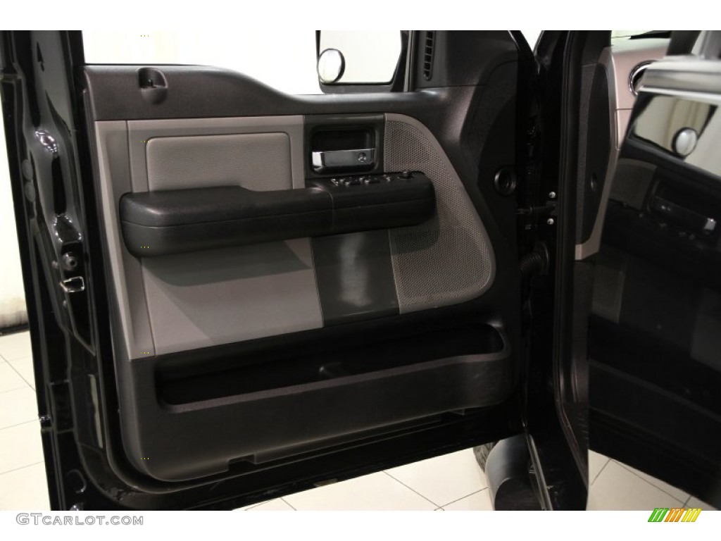 2004 F150 XLT SuperCrew 4x4 - Black / Black/Medium Flint photo #4