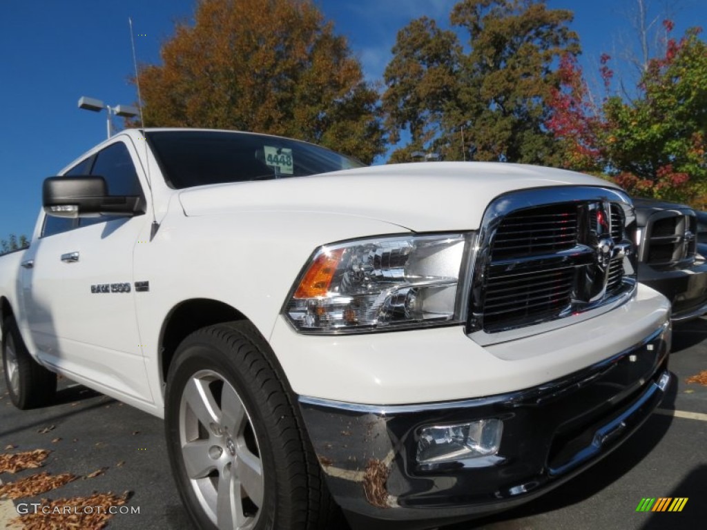 2011 Ram 1500 Big Horn Crew Cab - Bright White / Dark Slate Gray/Medium Graystone photo #4