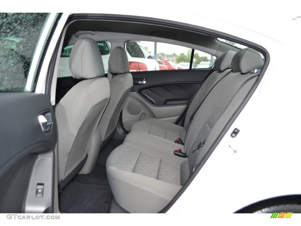 2014 Kia Forte LX Rear Seat Photos