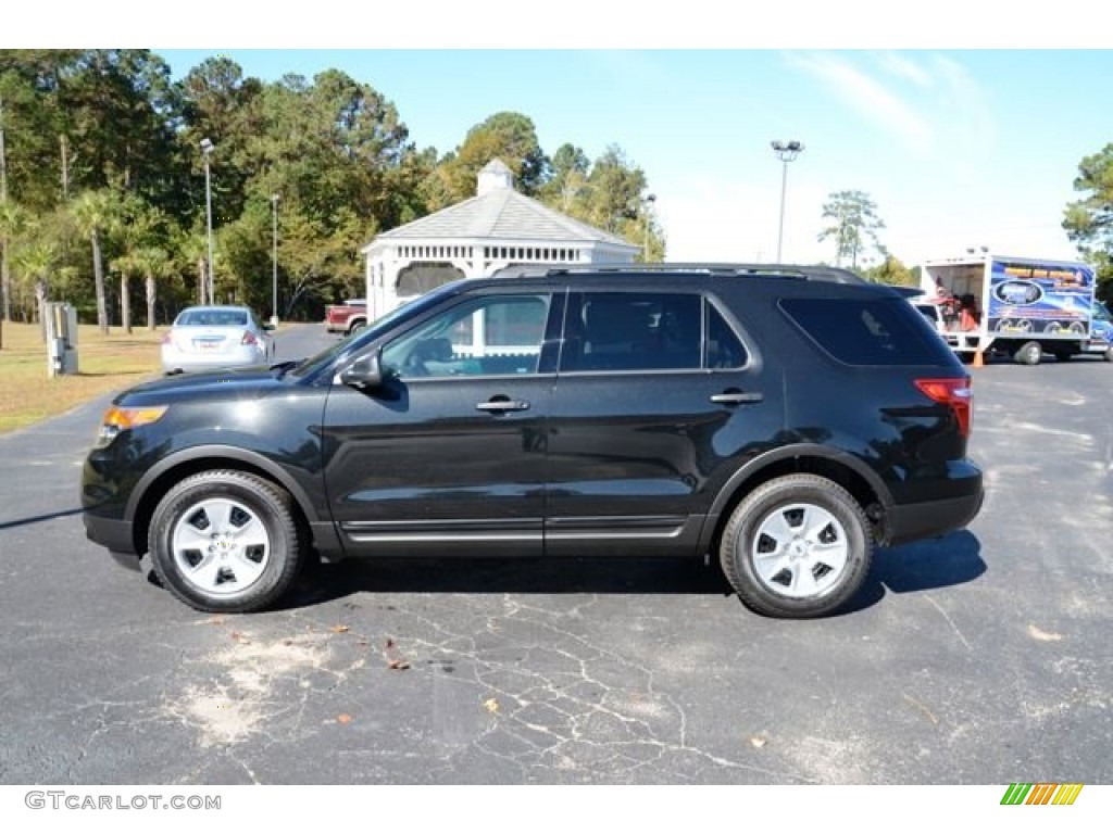 2014 Explorer FWD - Tuxedo Black / Medium Light Stone photo #8