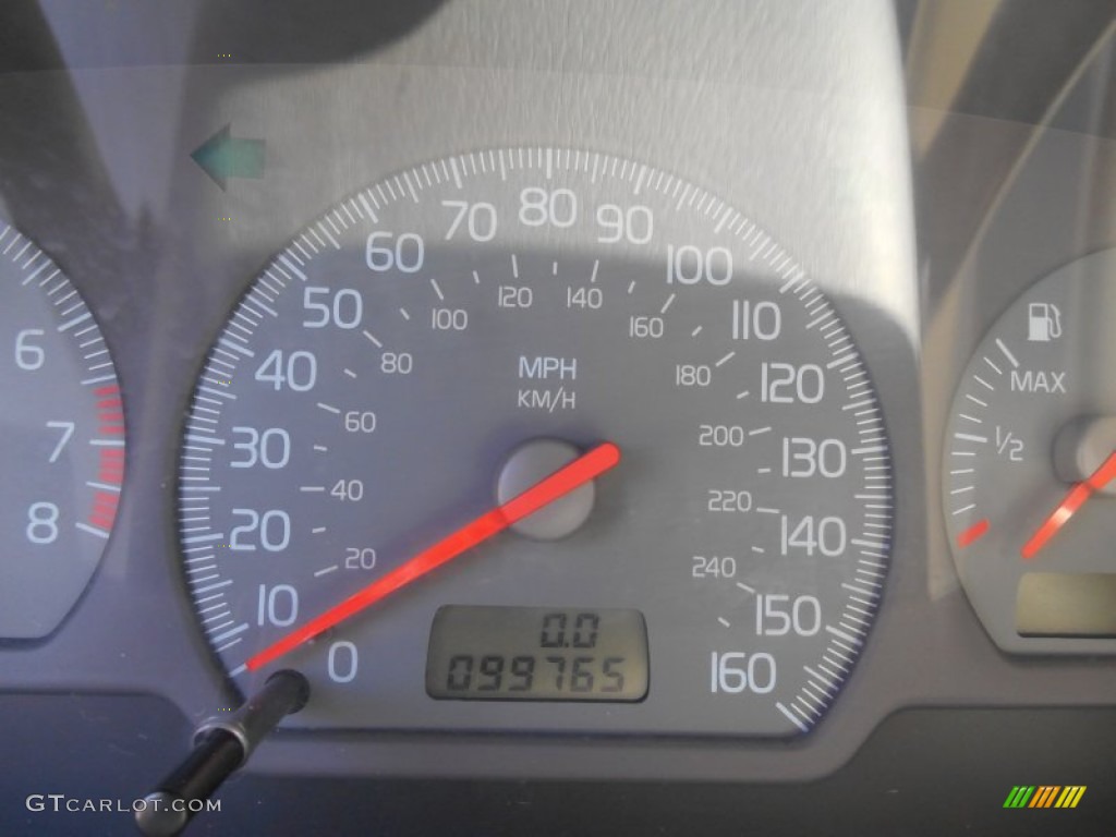 2001 S40 1.9T - White / Taupe/Light Taupe photo #13